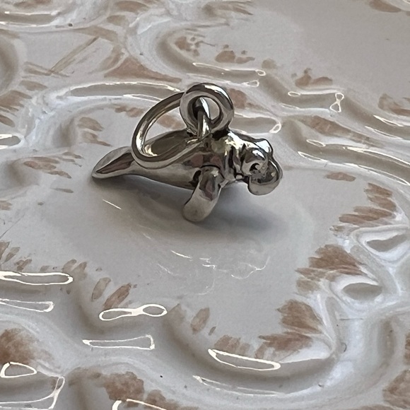 Tiny Walrus Charm Vintage Sterling Silver 925 NOS - Picture 3 of 6